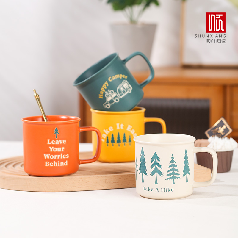 Kubek ceramiczny w stylu kempi – Outdoor Adventure Friends recenzja i cena